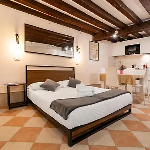 https://fenix-colombina.hotelslidodijesolo.com
